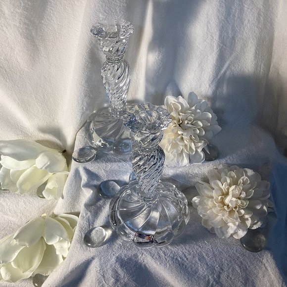 Fostoria Colony style candle stick pair - Picture 4 of 6